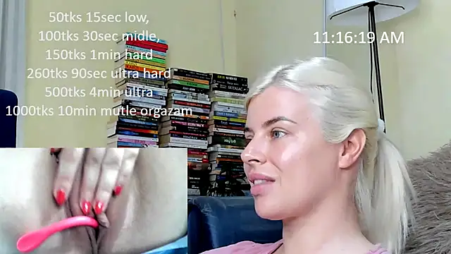 queenofthenighttt online show from May 12, 9:17 am