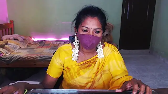 Novapol online show from May 18, 5:30 pm