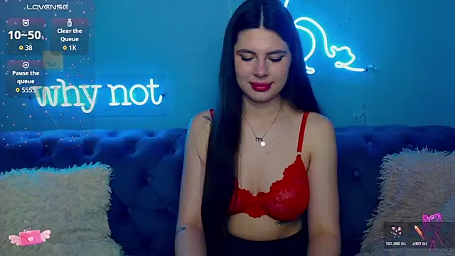 ViollinaLove online show from May 4, 5:11 am