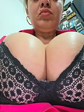 Ruxy42ETT online show from May 29, 3:26 am