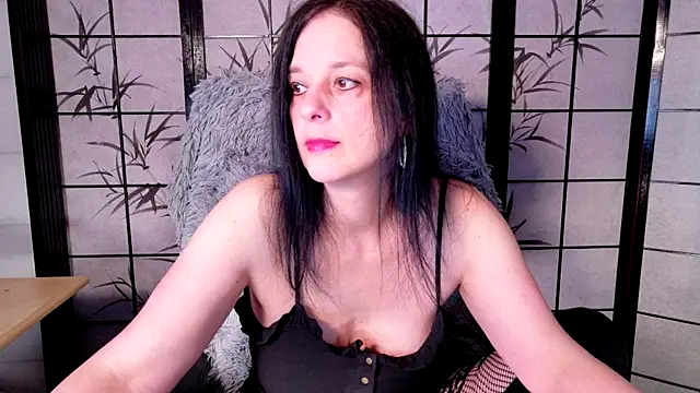  Sweetlonglips  online show from May 13, 7:25 am