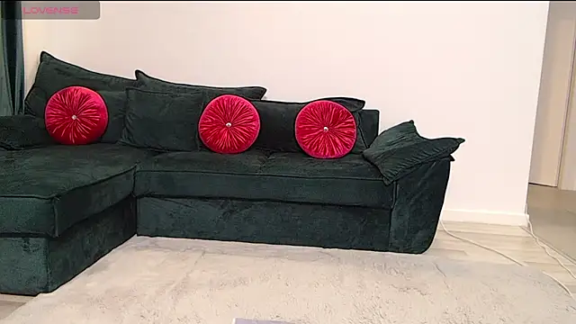 natasha-bigas online show from March 2, 9:31 pm