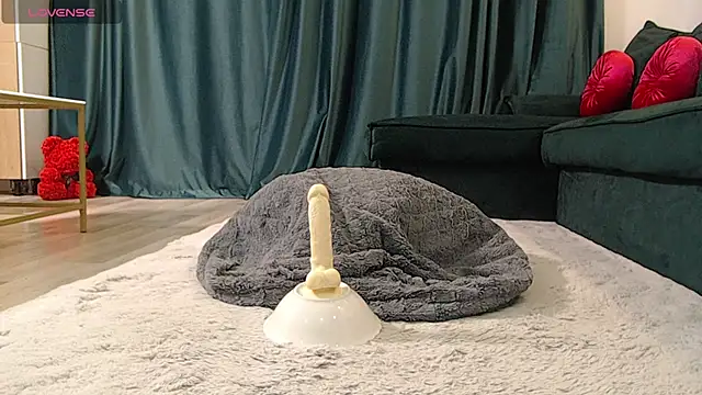 natasha-bigas online show from April 3, 9:13 pm