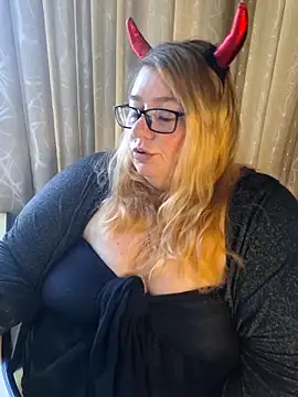 Iceprincess2bad4u online show from May 3, 5:55 am