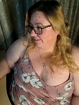Iceprincess2bad4u online show from May 18, 6:25 pm