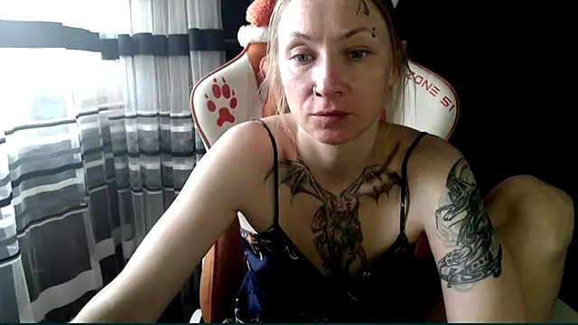 cold lollipop online show from May 19, 6:31 am