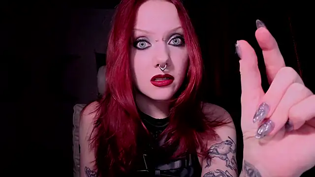 Ivon Diaz online show from March 17, 10:03 pm