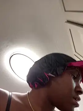 Foreignthababyy online show from April 6, 5:52 am