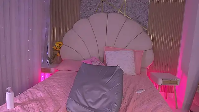 mssburbuja online show from May 26, 6:57 am