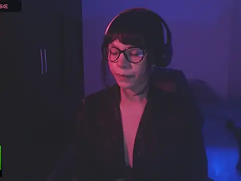 alien  show online show from May 9, 3:19 am