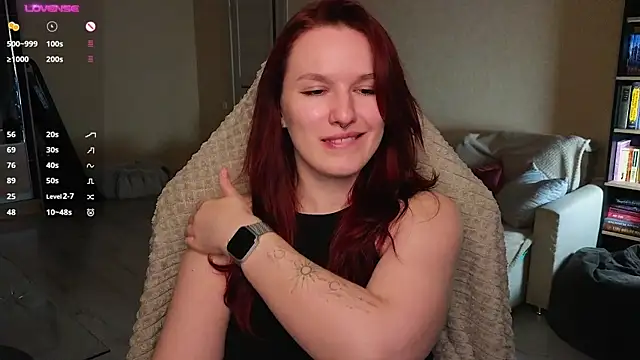 Val lava online show from April 3, 8:51 pm