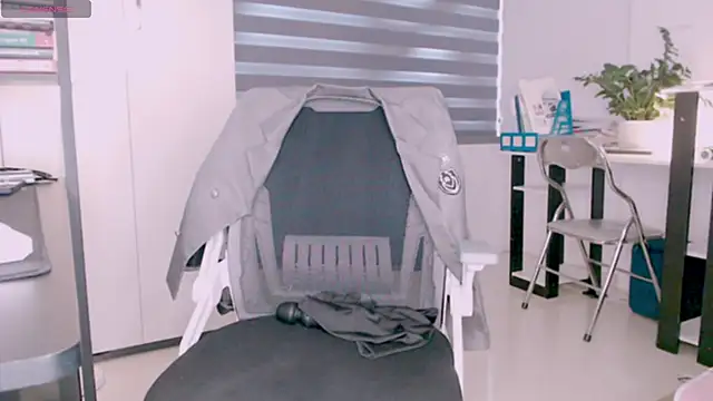 Shyn   online show from January 16, 6:53 am