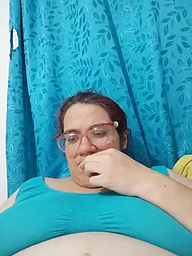 karlythothxh online show from May 15, 11:40 pm