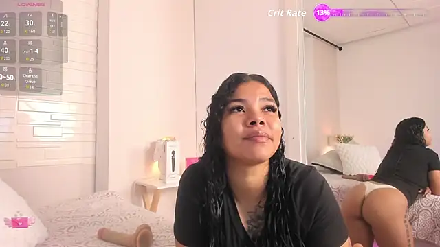 SophiaaStone online show from May 14, 12:44 pm
