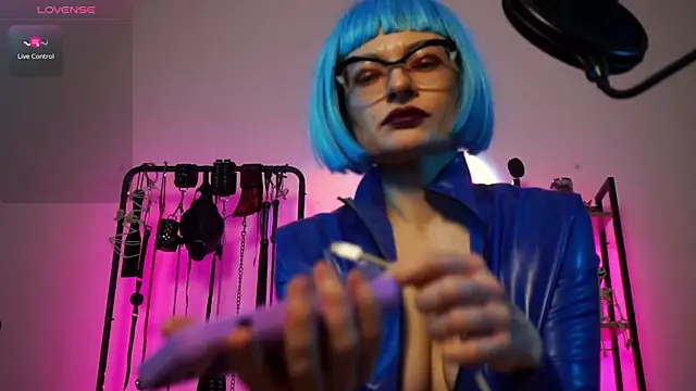 CyberXGoddess online show from November 20, 5:30 am