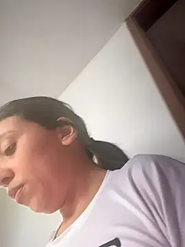 kiaraglam2 online show from November 4, 2:22 pm