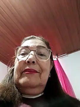 Vicky Rosse online show from February 19, 8:40 pm