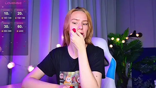 Ramona    online show from October 10, 6:07 am