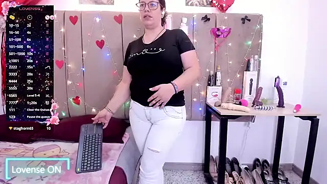 Zaly mature online show from February 17, 1:16 am