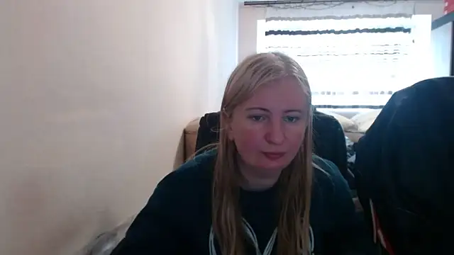 PeterAndJen online show from April 29, 9:34 am