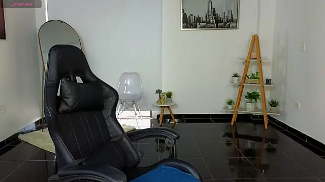 Snapshot of bella__adams chatting on September 8, 10:09 pm bella adams online show from September 8, 10:09 pm