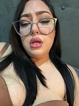 MileyGia online show from February 6, 12:14 am