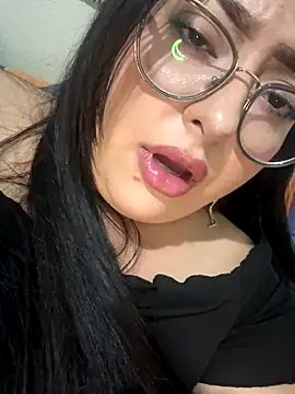 MileyGia online show from November 30, 1:54 am