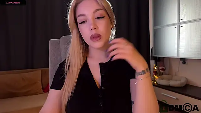 ariashaa online show from May 6, 1:37 pm