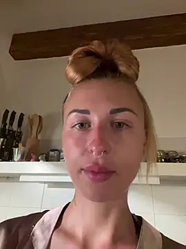 kylie blck online show from May 8, 3:21 am