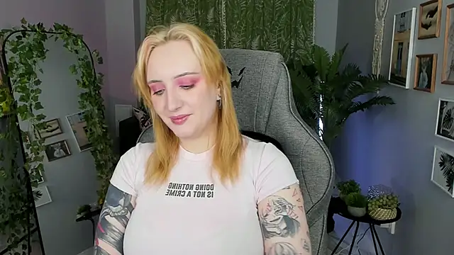 AsheLucker online show from May 11, 2:46 am
