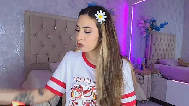 nini love01 online show from May 8, 3:32 am