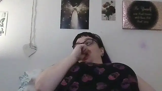 GothyBaby online show from February 24, 6:01 am