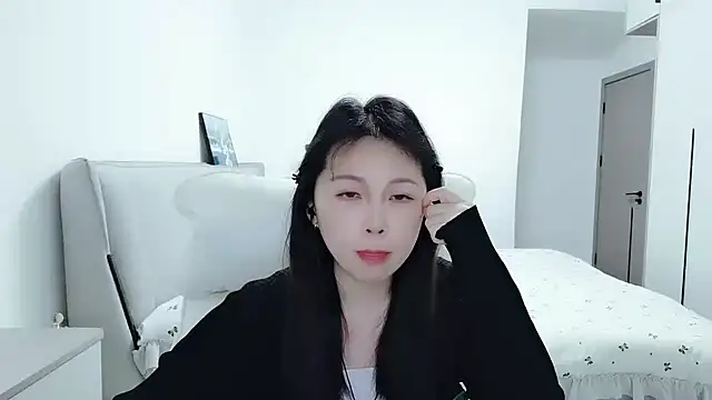 Sunset glow online show from February 3, 9:47 am