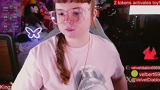 VelvetDiablo online show from May 7, 12:37 am