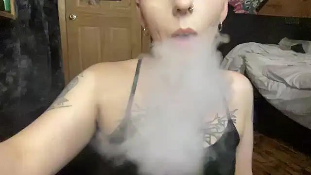 TeenyDoll online show from May 26, 3:17 am