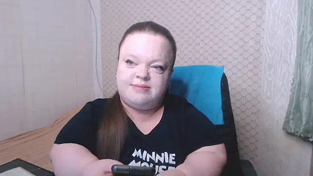 Janiffer MiMi online show from April 29, 5:30 pm
