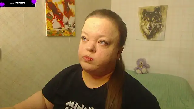 Janiffer MiMi online show from October 8, 4:00 pm