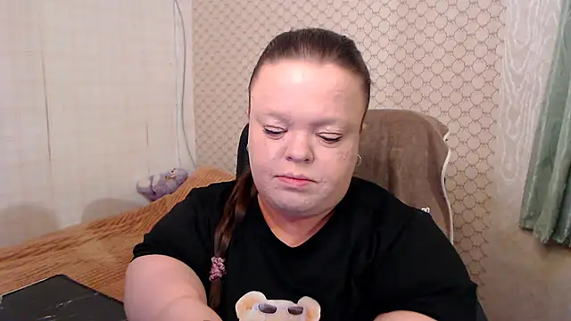 Janiffer MiMi online show from May 14, 5:52 pm