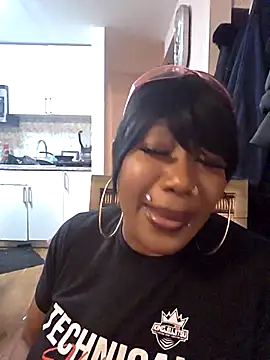 Snapshot of Cherishcherrysha chatting on October 28, 12:27 am Cherishcherrysha online show from October 28, 12:27 am