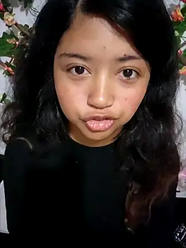 Snapshot of Peach_Girll chatting on October 16, 11:13 am Peach Girll online show from October 16, 11:13 am