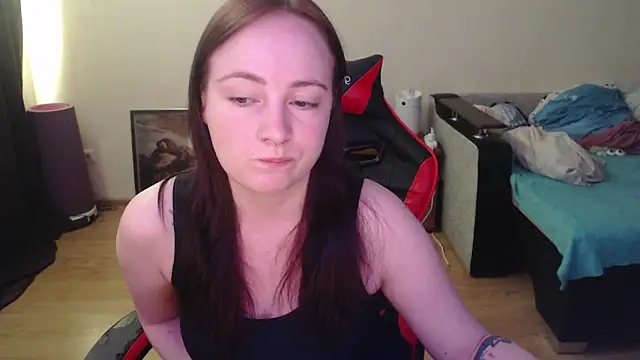 Laralianna online show from May 14, 1:28 pm