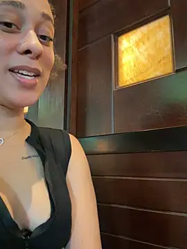 rennibear online show from July 5, 10:04 pm