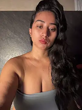 Valentinne z online show from May 15, 10:40 am