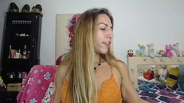 aleera starxx982 online show from May 7, 12:04 am