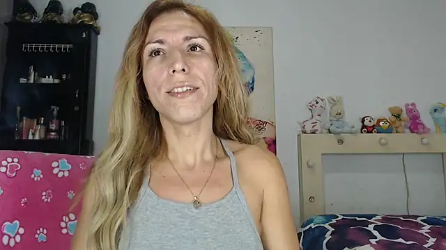 aleera starxx982 online show from May 26, 4:56 am