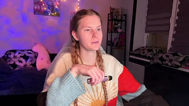 Chanel Gill online show from January 9, 5:23 am