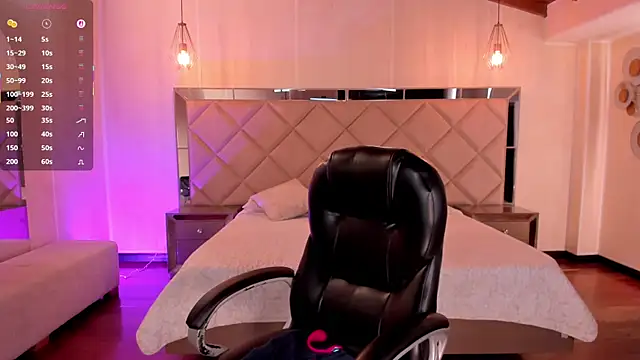 JennaOlsonX online show from November 28, 6:55 pm