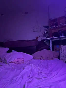 kittyxexx online show from May 3, 4:27 am