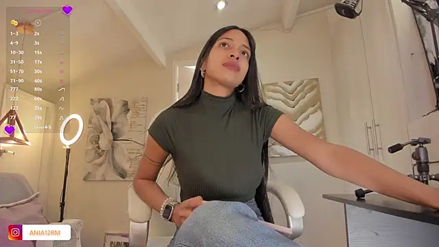 catalinasaiz online show from December 21, 3:27 pm