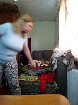 BustyBlond online show from April 30, 2:50 am